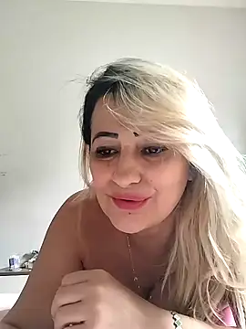 vivifernades online show from 28, 1, 2025