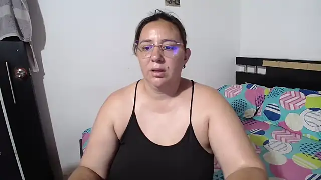 Snapshot of sexxy_ticki chatting on 24, 9, 2025 sexxy ticki online show from 24, 9, 2025