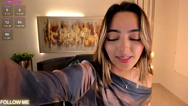 Snapshot of MelissaMoore_ chatting on 11, 10, 2025 MelissaMoore online show from 11, 10, 2025