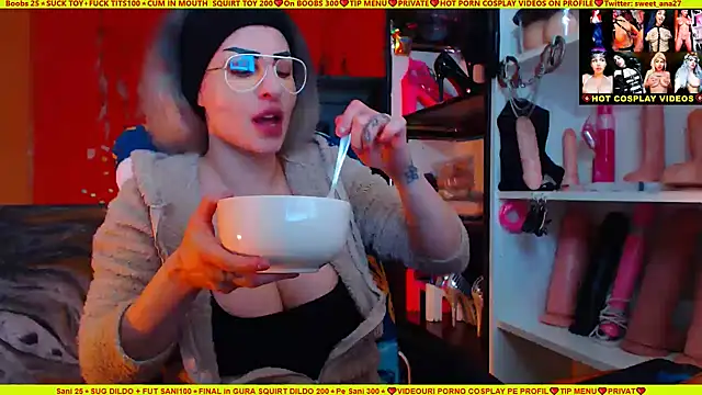 cuminmenowbbyx online show from 3, 2, 2025