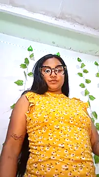 Snapshot of shayna_all chatting on 12, 11, 2025 shayna all online show from 12, 11, 2025