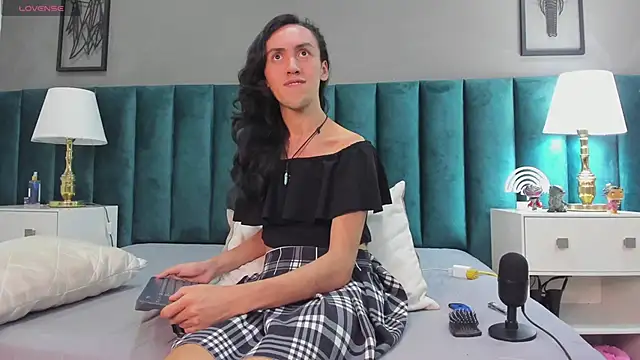 Karol fenixx online show from 6, 2, 2025