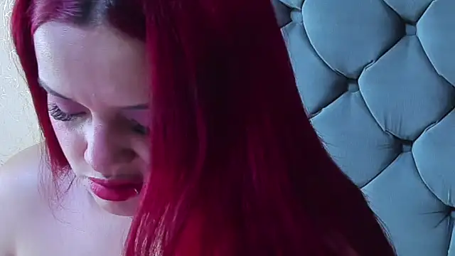 Imannejulienne online show from 10, 3, 2026