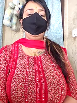 Snapshot of cute-tanvi chatting on 2, 3, 2026 cute-tanvi online show from 2, 3, 2026