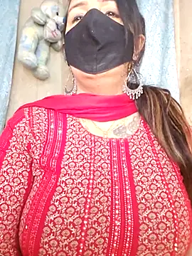 Snapshot of cute-tanvi chatting on 18, 3, 2026 cute-tanvi online show from 18, 3, 2026