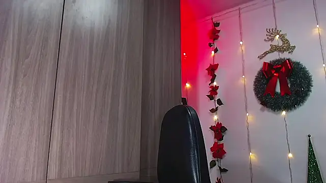 Kenisha Sweet online show from 11, 12, 2024