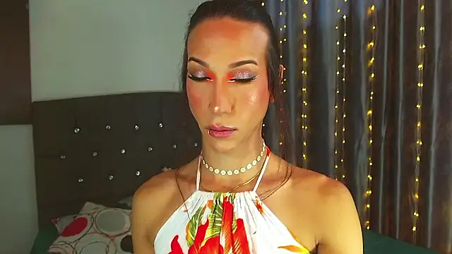 Kenisha Sweet online show from 11, 1, 2026