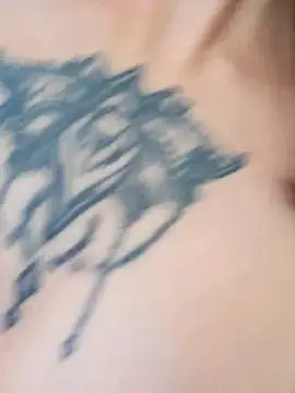 Snapshot of TassiTyne chatting on 11, 11, 2025 TassiTyne online show from 11, 11, 2025