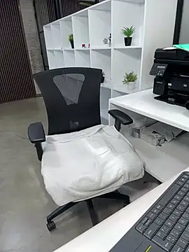 natural bigboobs online show from 2, 3, 2025