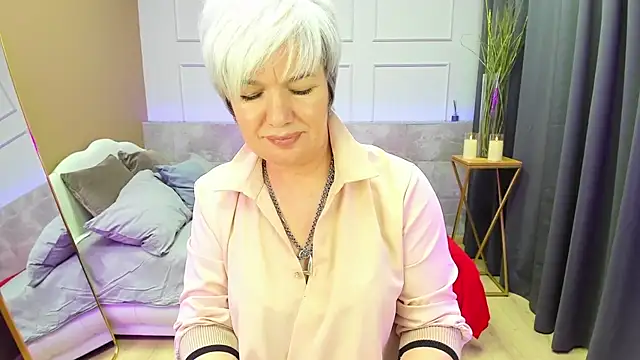Snapshot of CarmenSoft chatting on 6, 1, 2025 CarmenSoft online show from 6, 1, 2025