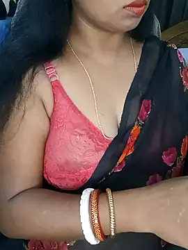 Snapshot of Anushka_21 chatting on 17, 10, 2025 Anushka 21 online show from 17, 10, 2025