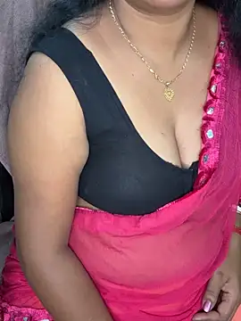 Snapshot of Anushka_21 chatting on 2, 11, 2025 Anushka 21 online show from 2, 11, 2025