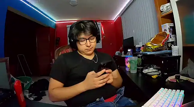 Nathanroberts111 online show from 1, 2, 2025