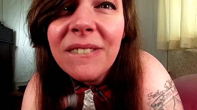 GamerGirlRoxyAndLee online show from 8, 2, 2026