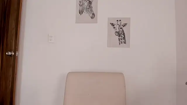 Hanna Risso online show from 4, 3, 2026