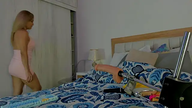 elena mature online show from 4, 11, 2025