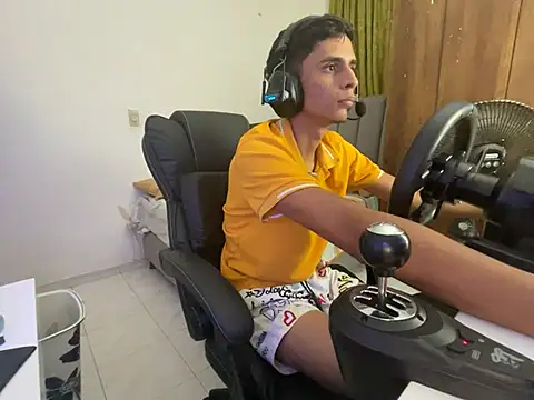 Snapshot of Max_TheHorseDick chatting on 26, 1, 2025 Max TheHorseDick online show from 26, 1, 2025