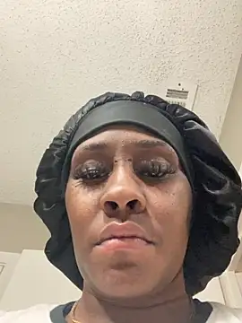 Snapshot of Foreignthababyy chatting on 14, 11, 2025 Foreignthababyy online show from 14, 11, 2025