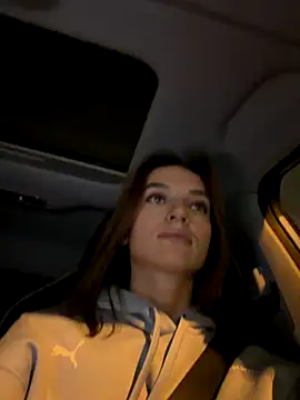 Snapshot of -AngelAri- chatting on 25, 11, 2025 -AngelAri- online show from 25, 11, 2025