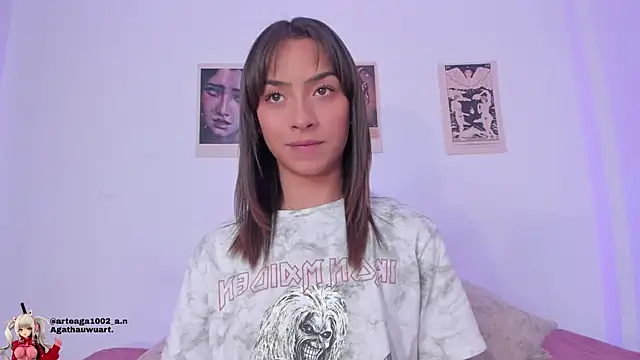 Snapshot of Moonlight1002 chatting on 27, 11, 2025 Moonlight1002 online show from 27, 11, 2025