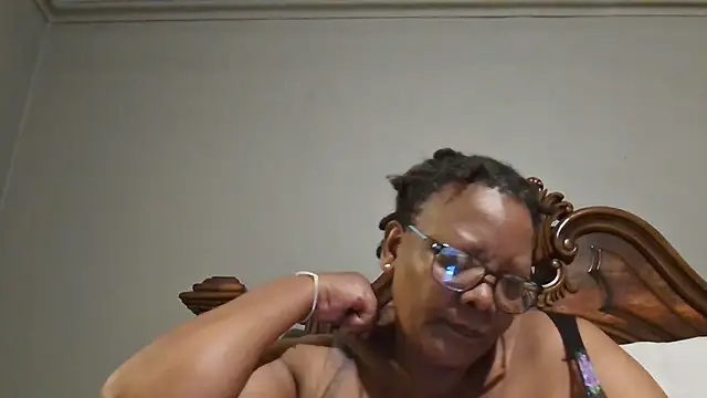 Snapshot of SEXYBOOBSNASS chatting on 16, 1, 2025 SEXYBOOBSNASS online show from 16, 1, 2025