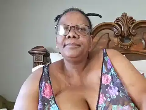 Snapshot of SEXYBOOBSNASS chatting on 31, 1, 2025 SEXYBOOBSNASS online show from 31, 1, 2025