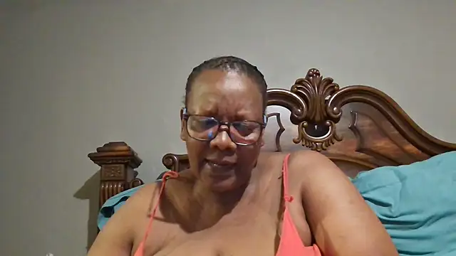Snapshot of SEXYBOOBSNASS chatting on 9, 2, 2025 SEXYBOOBSNASS online show from 9, 2, 2025