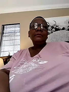 Snapshot of SEXYBOOBSNASS chatting on 27, 9, 2025 SEXYBOOBSNASS online show from 27, 9, 2025