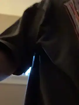 Snapshot of lukeychew chatting on 31, 10, 2025 lukeychew online show from 31, 10, 2025