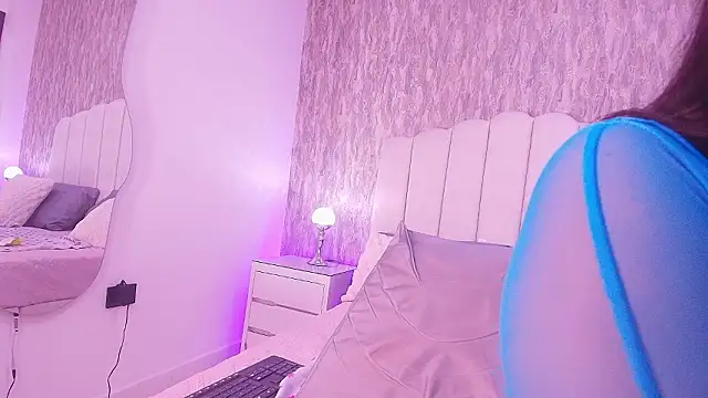 Snapshot of raven_lilith_ chatting on 14, 2, 2026 raven lilith online show from 14, 2, 2026