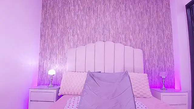 Snapshot of raven_lilith_ chatting on 17, 2, 2026 raven lilith online show from 17, 2, 2026