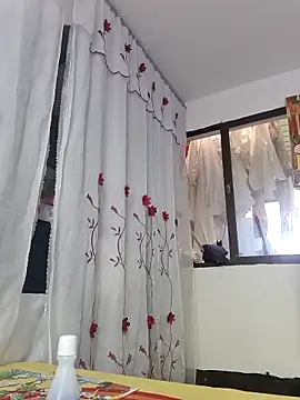 karlythothxh online show from 25, 10, 2025