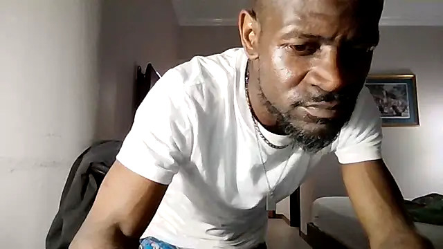 Maculine Stayr online show from 22, 3, 2026