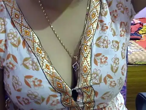 Snapshot of Your_wild_Dia chatting on 29, 10, 2025 Your wild Dia online show from 29, 10, 2025