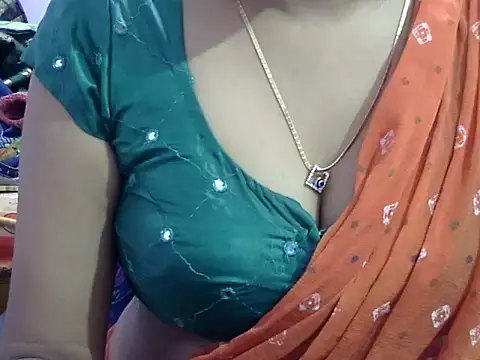 Snapshot of Your_wild_Dia chatting on 16, 11, 2025 Your wild Dia online show from 16, 11, 2025