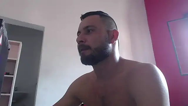 Snapshot of body_x29 chatting on 10, 3, 2025 body x29 online show from 10, 3, 2025