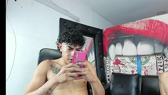 Strongernastyx online show from 24, 1, 2025