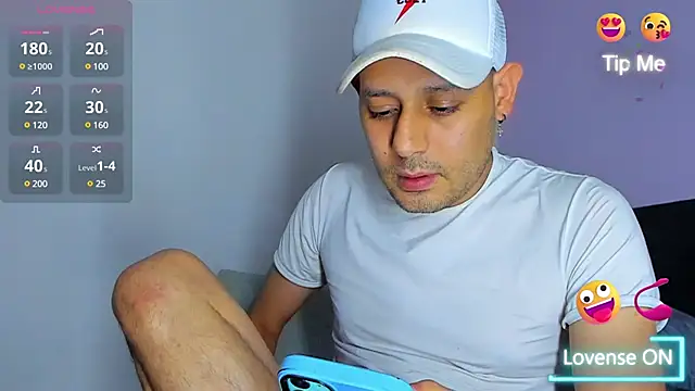 jhonyalzate2 online show from 2, 12, 2024