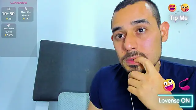 jhonyalzate2 online show from 14, 3, 2025