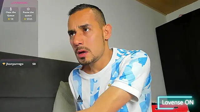 Snapshot of jhonyalzate2 chatting on 18, 2, 2026 jhonyalzate2 online show from 18, 2, 2026