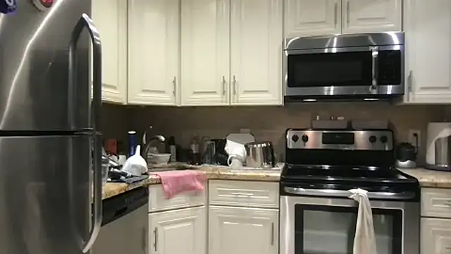 BigGuyMuscle online show from 15, 12, 2025