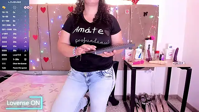 Zaly mature online show from 19, 11, 2025