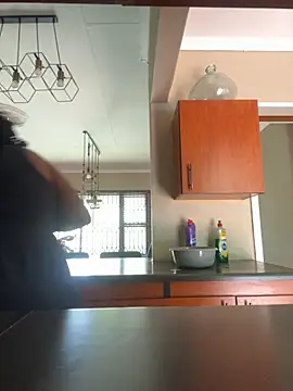 Snapshot of Sexy-Bubbles chatting on 27, 10, 2025 Sexy-Bubbles online show from 27, 10, 2025