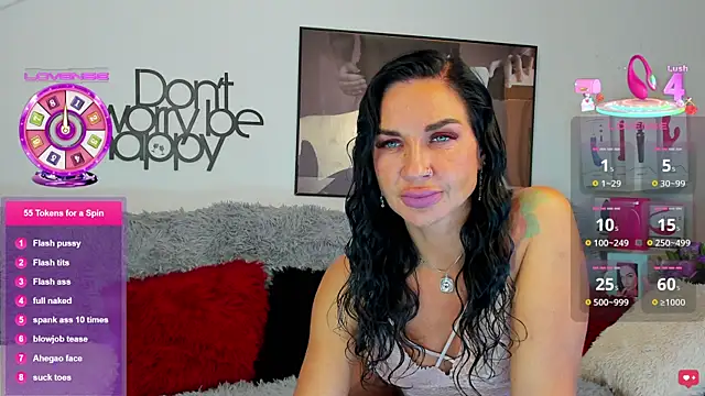 Tara Bloss online show from 17, 10, 2025