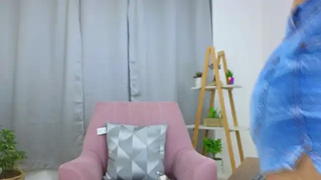 bella  adams online show from 24, 12, 2024