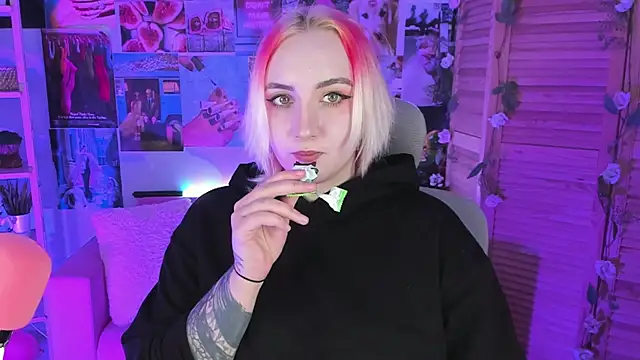 AsheLucker online show from 13, 2, 2025