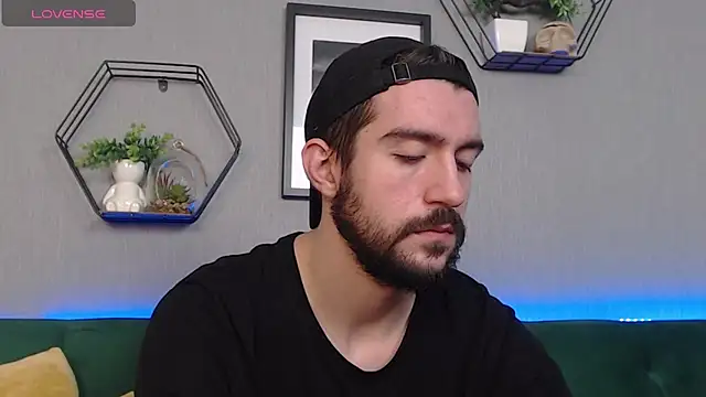 Dylan Best online show from 15, 12, 2024