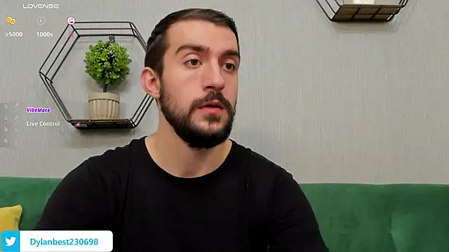 Snapshot of Dylan_Best chatting on 17, 11, 2025 Dylan Best online show from 17, 11, 2025