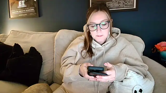 short sweetpea online show from 3, 2, 2026