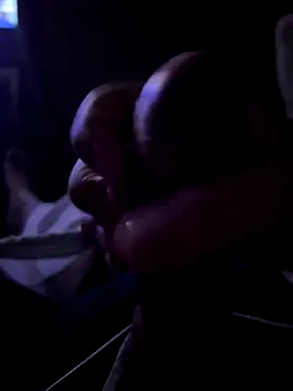 Snapshot of gugupiro chatting on 17, 11, 2025 gugupiro online show from 17, 11, 2025